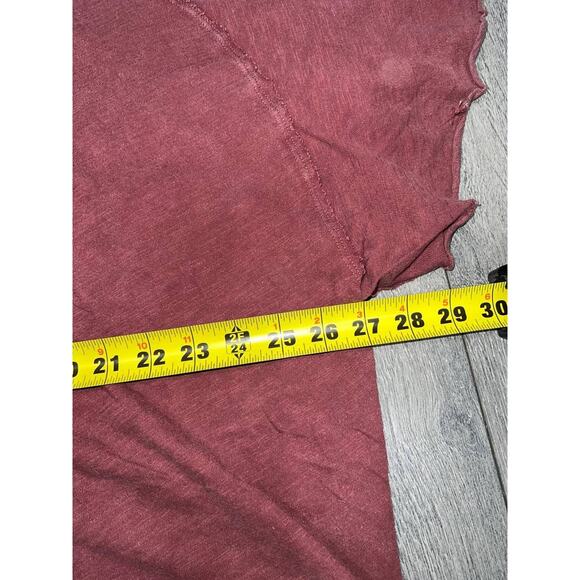 We The Free Y2K Oversized Free people Riley Tee burgundy Medium A004012 - Picture 4 of 6